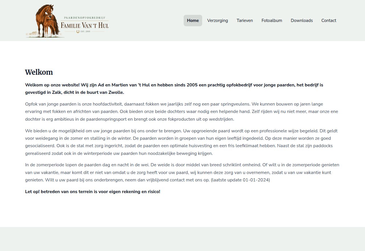 Website van Paardenopfok Van 't Hul, gebouwd met de sitebuilder